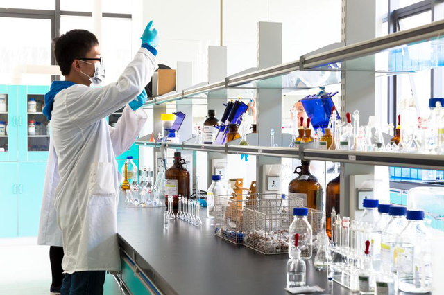 药剂学专业主要学什么，2021全国大学药剂学专业排名（药剂专业课程设置）