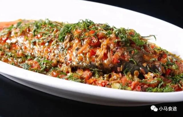 川味红烧肥肠怎么做，川味红烧肥肠的家常做法大全（这些做法值得大家参考）