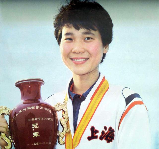 许昕个人资料，金牌背后有眼泪和坎坷（许昕个人资料简介及身高）