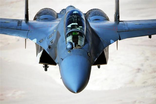 中国人民解放军空军，中国人民解放军空军成立时间（人民空军，生日快乐）