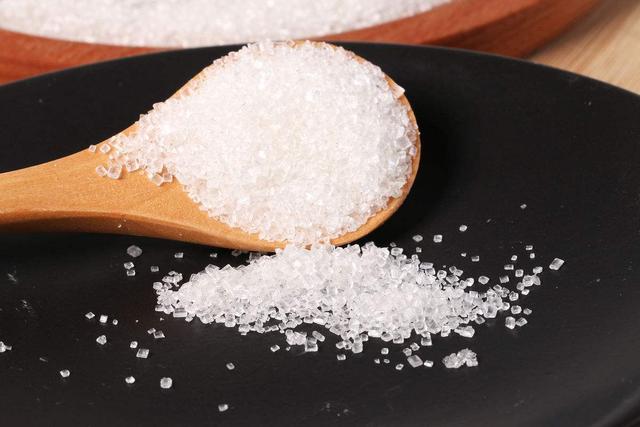 糖是怎么做成的，糖是怎么做出来的（我们吃的30%白糖）