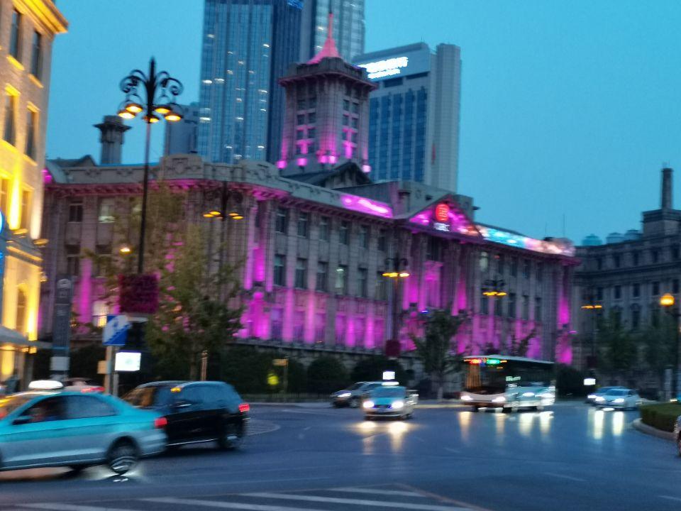 中山晚上哪里好玩，广东中山十景免费景点（大连行之中山广场：夜幕降临）