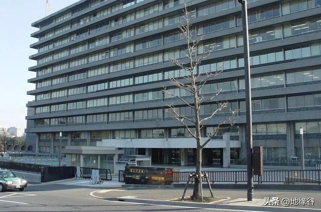 日本地理位置介绍，日本地理位置介绍英文（日本有447万平方千米）