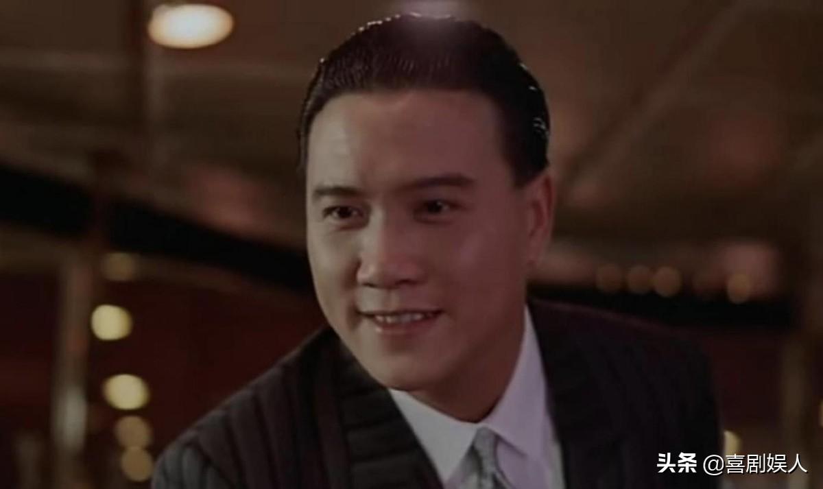 同样是过气艺人，有人退圈当百亿 明星总裁(关于明星总裁的简介)