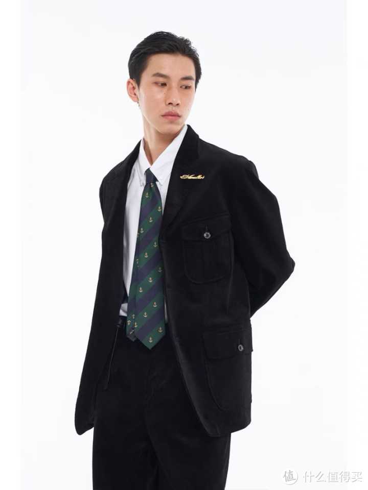 男士衣服品牌(男士40岁十大轻奢品牌男装)