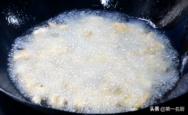 家常小炒五花肉的做法，小炒五花肉的家常做法（软嫩如豆腐）