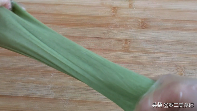 糯玉米蒸多长时间，蒸糯玉米一般需要多少长时间（糯米粉加水上锅一蒸）