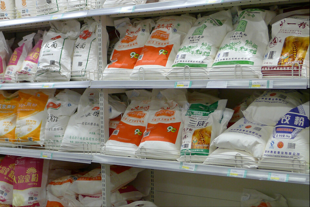 面粉的成分是什么，工业面粉的成分是什么（“1355”和“3244”区别很大）