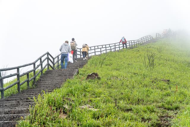 江西武功山几月份去最好，武功山适合几月份去（武功山又到了一年一度最美的季节）