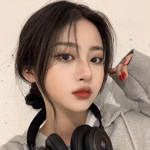 占有欲强爱吃醋的文案，偏执狂爱一个人的表现（委婉表达吃醋的文案）