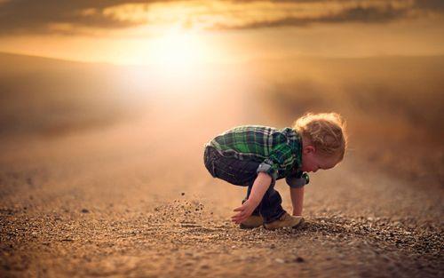 属金的字大全男孩子，属金字的字大全男孩（带晖字明艳、开朗的男孩名字大全）