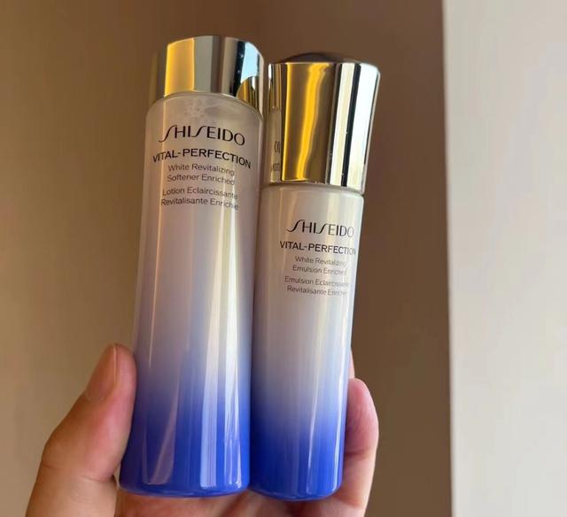 水乳套装排行榜前十名补水，最受欢迎“大牌水乳”榜单