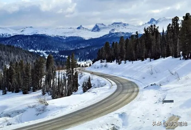 第一亚欧大陆桥，第二亚欧大陆桥（途经1000多个车站）