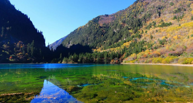 四川旅游景点推荐，四川旅游景点推荐表（四川最美二十个景区推荐）