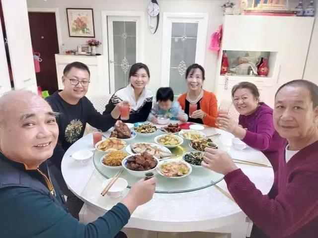 去亲家带四样礼物，双方父母见面有什么讲究（亲家之间有“四不做”）