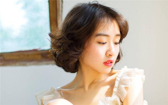 心痛2009，心痛2009什么时候发行的（<私房小村医>免费阅读全文最新章节）