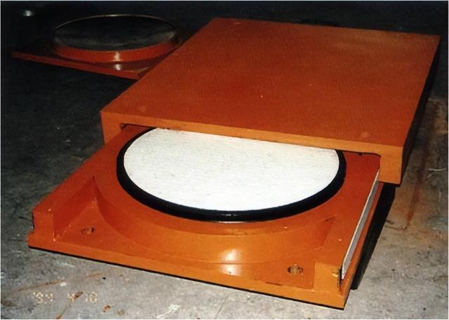 桥梁各部位名称图解，桥梁从下到上各部位名称及组图（深度详解桥梁支座的作用、类型、构造和计算）