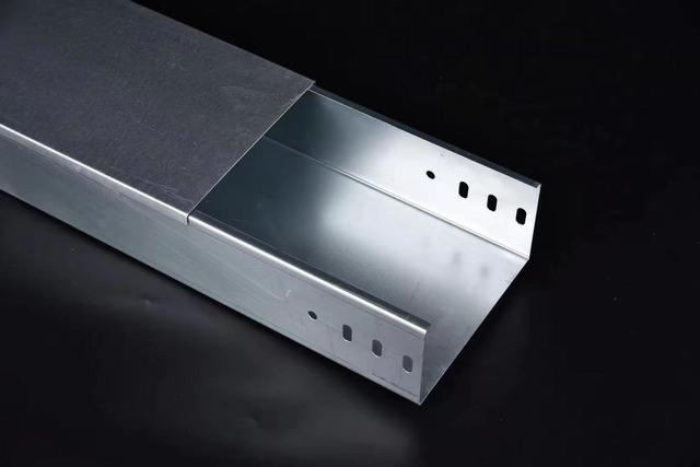 桥架是做什么用的，桥架三通怎么做（兴泰集团带您了解什么是桥架）