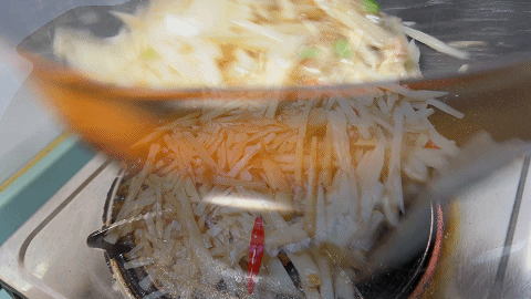 火腿肠怎么炒好吃，如何炒火腿肠才好吃（清炒藕丝在家这样做）