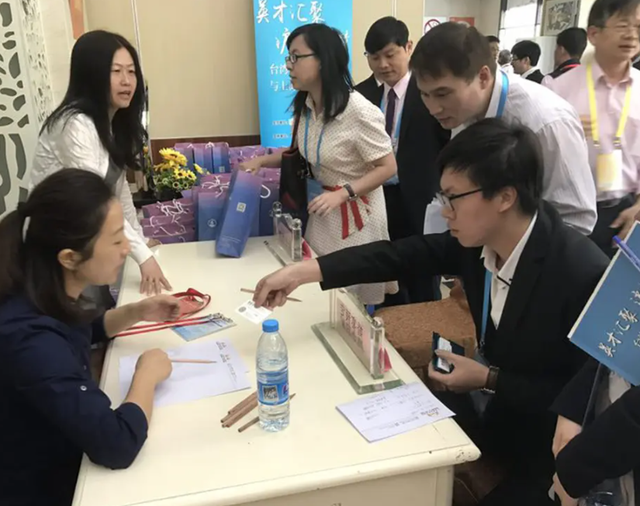 石家庄学院是什么档次的大学，2020年石家庄学院排名（石家庄学院拟录14名博士）