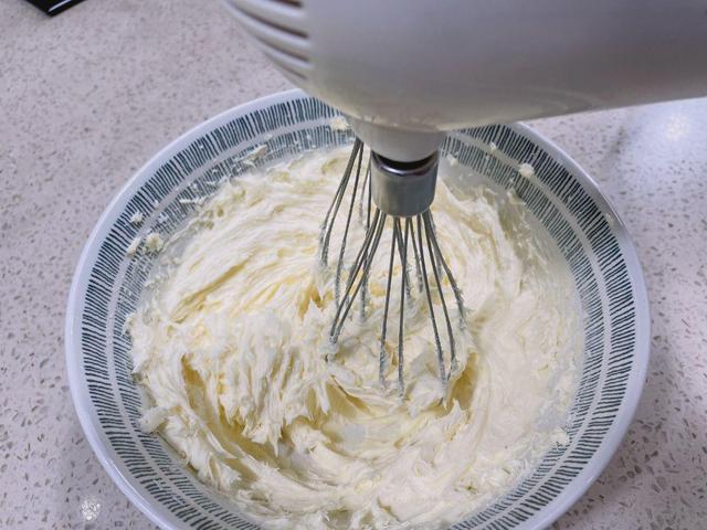 月子能吃蛋糕吗，坐月子能吃蛋糕吗（建议做这个蛋糕吃）