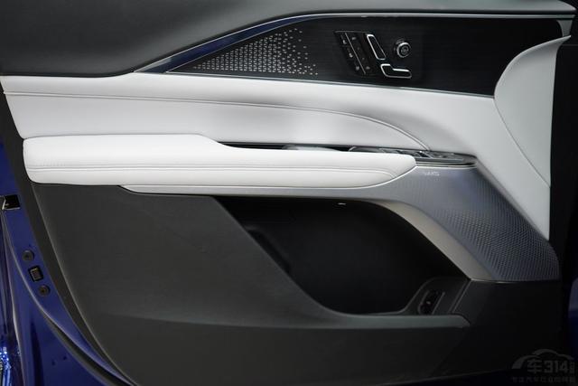 五六万买什么车最好，二手车五六万买什么车最好（蔚来EC7和凯迪拉克锐歌怎么选）