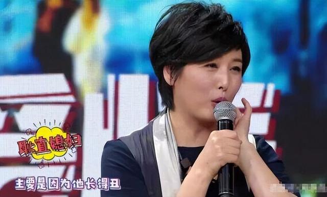 张延：嫁大5岁香港丈夫，结婚18年无绯闻，女儿比她还漂亮