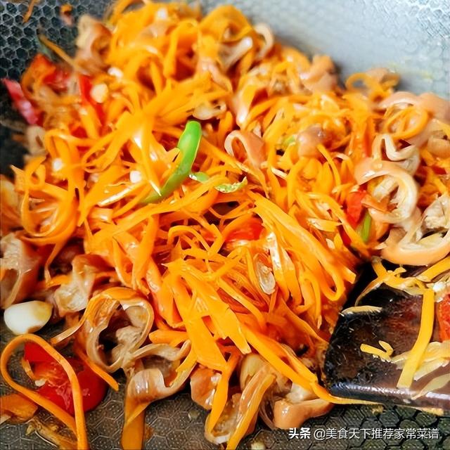 怎么炒卤肠，卤生肠怎么炒比较好吃（卤大肠炒胡萝卜丝）