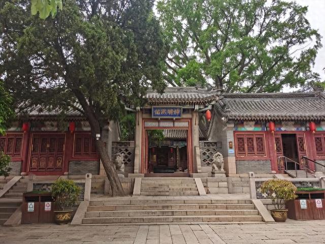 探山东青岛天后宫，前海区域唯一的中式建筑，曾被当做停尸房？