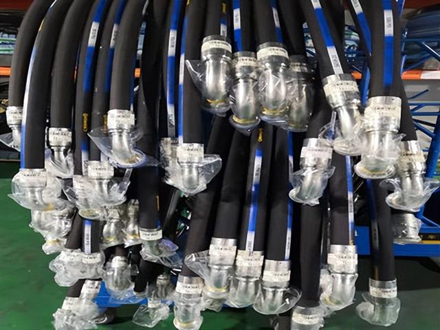 液压胶管接头规格型号详解，液压胶管接头规格型号一览表（液压软管接头的安装选取）
