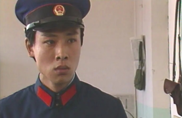 胡亚捷与妻子汤静：一边互相嫌弃，一边不离不弃，活成儿子的榜样