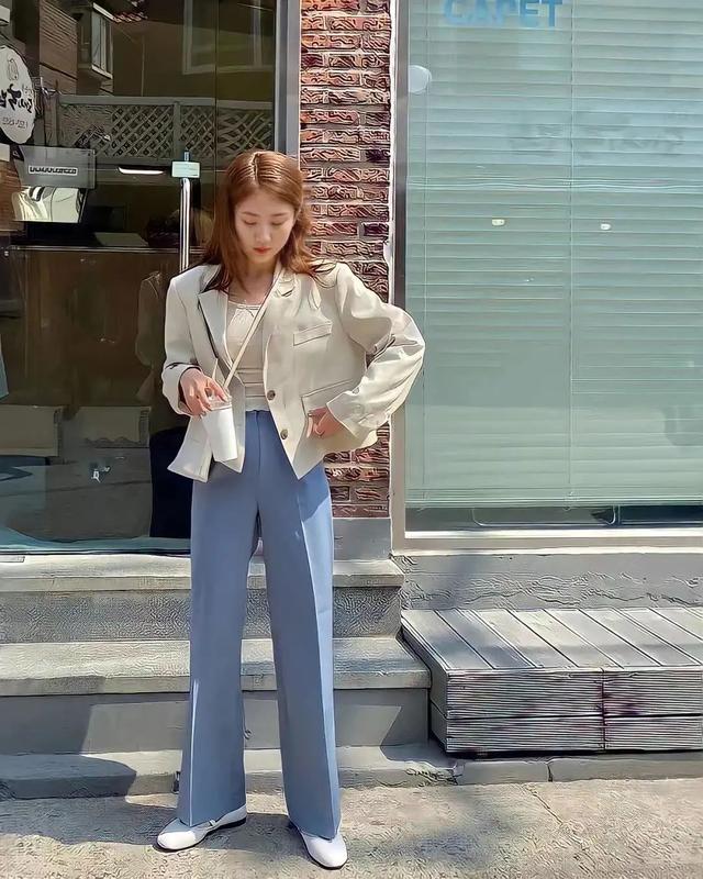 十八度穿什么衣服，18度左右衣服搭配图上海（照着这样穿，保暖又美丽）