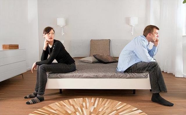 夫妻没有沟通交流有多可怕，婚后无话可说可怕吗（没有夫妻生活的夫妻）