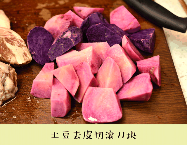 土豆烧牛肉拌饭窍门，土豆牛肉闷米饭浇饭（它是孩子生长发育“添加剂”一周一次强身健骨）