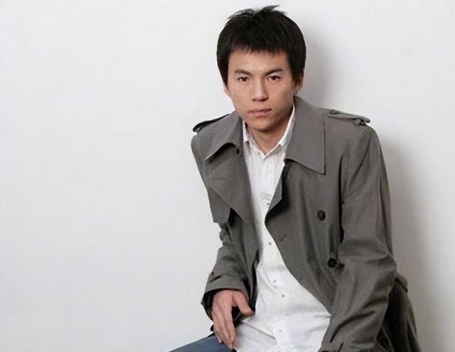 王烁个人资料图片，王烁个人资料（王烁：父亲是地产大亨）