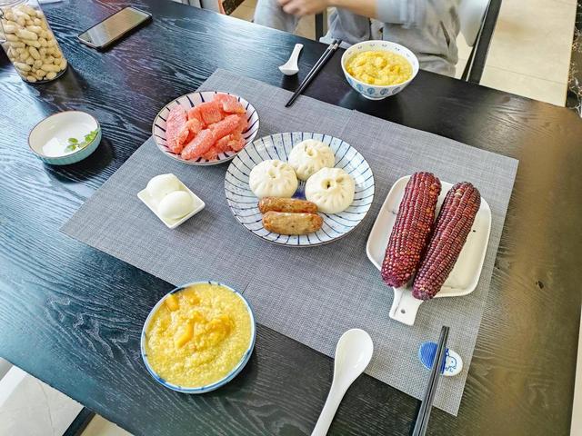 烤肠空气炸锅烤多长时间，用空气炸锅烤肠烤多长时间（轻松搞定一大桌）