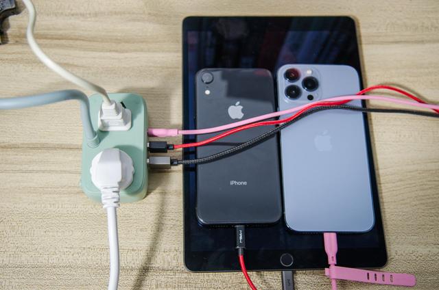 苹果手机简介，苹果手机品牌介绍（我的iPhone13使用四个月优缺点汇总与配件推荐）