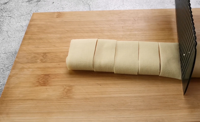 腐皮怎么做好吃，腐皮怎么做好吃腐皮的吃法（3块钱豆腐皮）