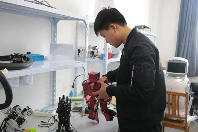 辽宁经济职业学院，辽宁经济职业技术学院最新排名（联手华为共建学院）