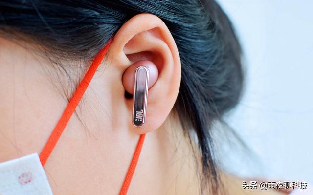 jbl耳机什么档次，JBL的耳机怎么样（真无线耳机降噪王中王，JBL）