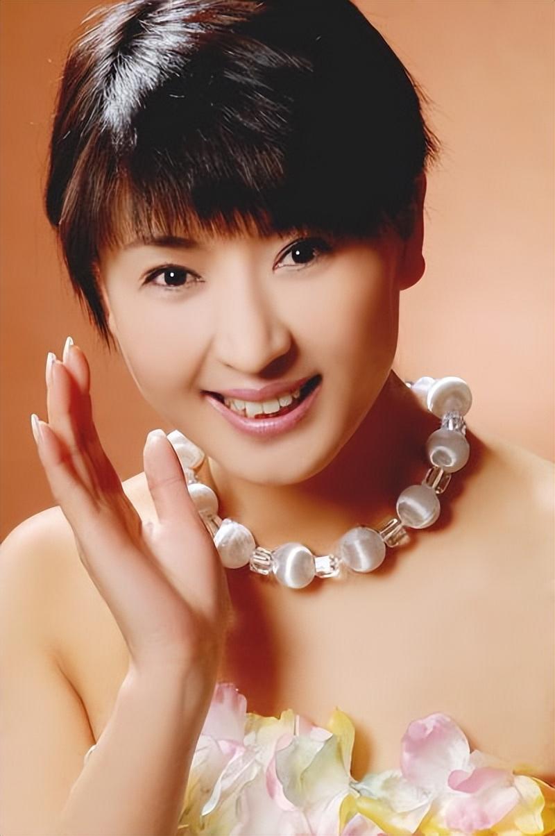 怀孕两个月胎儿真实图片欣赏(闫学晶) - 乐宝宝贝