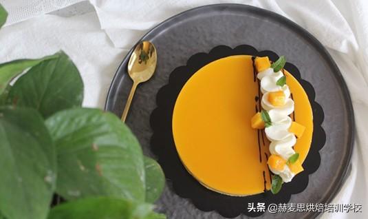 烘焙培训都有什么课程，烘焙课做什么（杭州西点培训班课程一般学些啥）