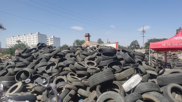 年轻人学什么技术赚钱，年轻人学什么技术赚钱快（普通人靠这2个行业也能日入1000）