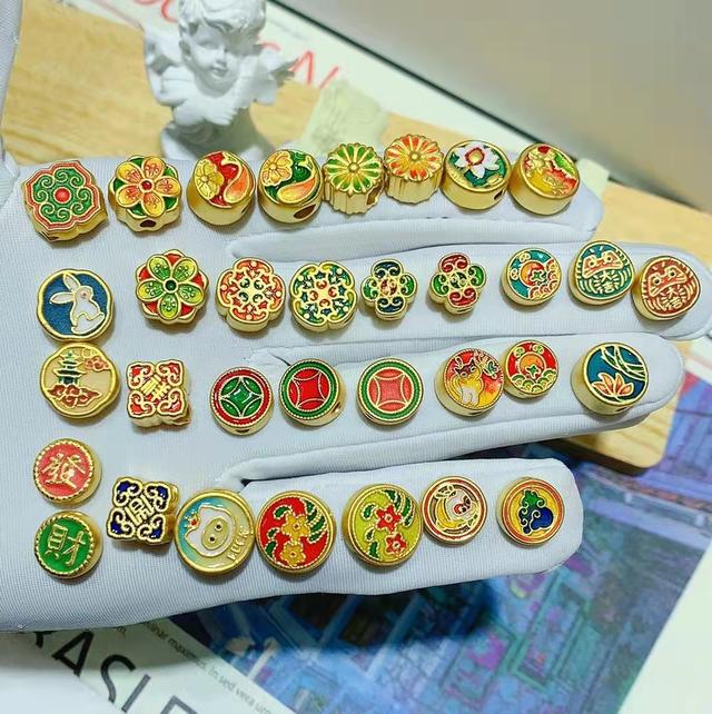 750是什么金多少钱一克，750是什么金多少钱一克回收（珠宝店会不会买到假黄金首饰）