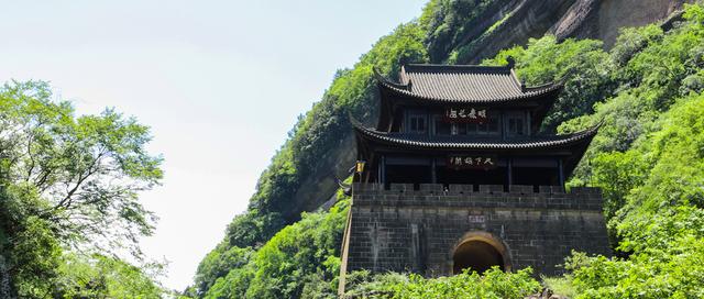 四川必须去的旅游景点，四川省的16个5A级景区