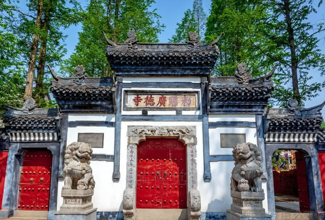 襄阳周边自驾旅游景点，襄阳旅游年卡（湖北襄阳不可错过的八大景点）