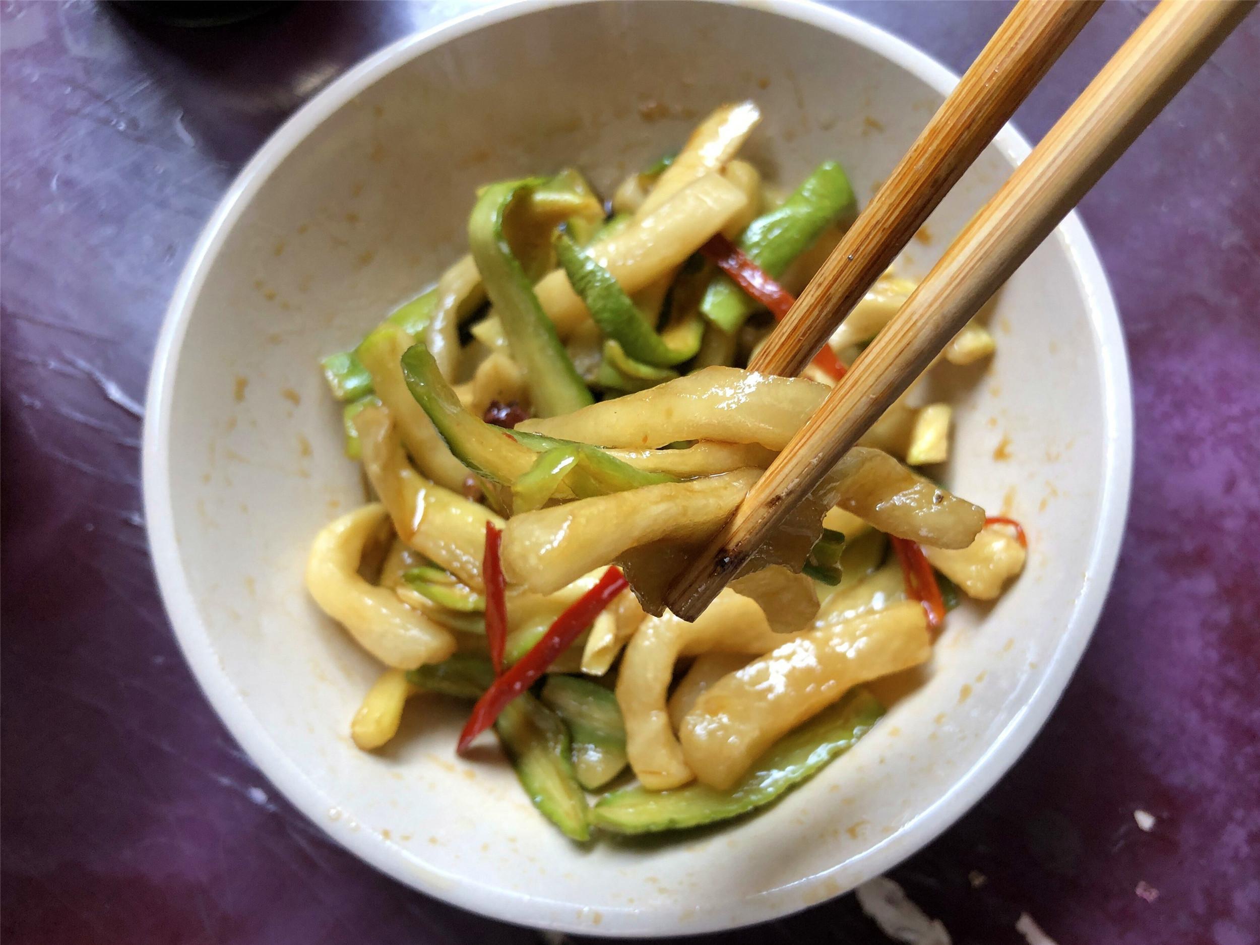 怎么腌萝卜条的做法大全，腌制萝卜条的做法大全家常视频窍门（60岁大妈分享配方）