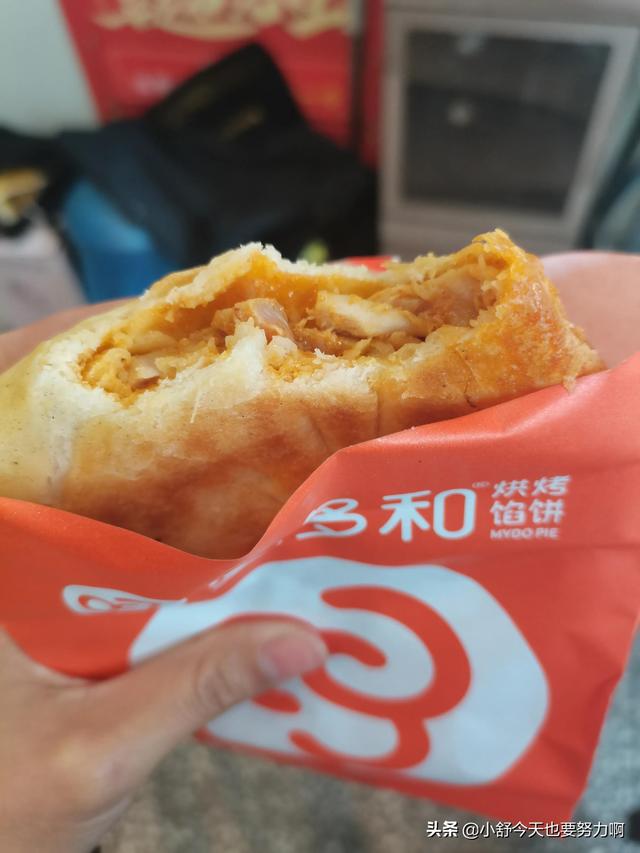 一根烤肠的热量，十根烤肠是什么梗抖音（<减肥22>减肥期间可以吃烤肠吗）