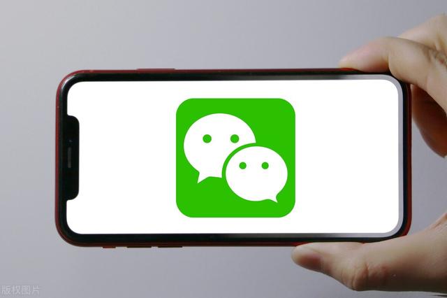 如何把两张图片拼在一起，手机如何将两张图片合在一起（把照片一键拼接成长图）