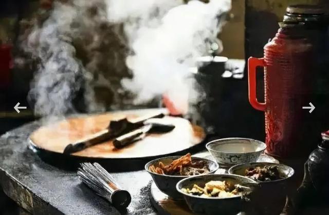 柴火饭是什么意思，电饭煲柴火饭什么意思（农村的柴火饭是不是比城里的香）